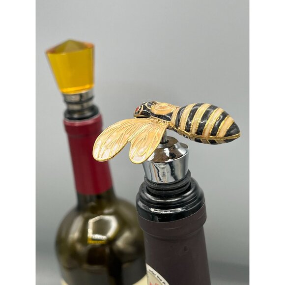 Pottery Barn Bee Wine Bottle Stoppers Enamel Amber Color Summer - Picture 13 of 16